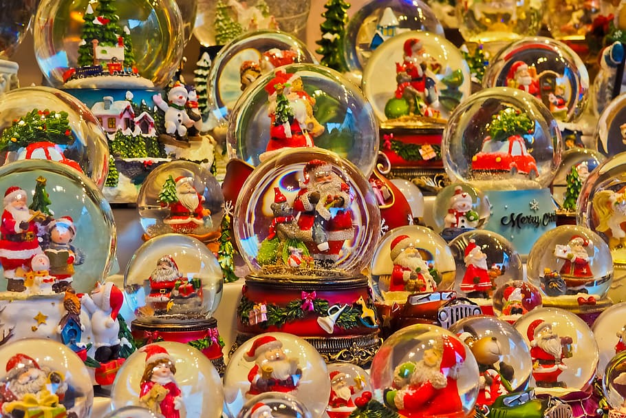 Christmas Craft Fair, St Mayeux near Mur de Bretagne