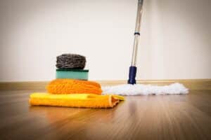 Cleaning supplies-Mop-Sponges-Scourer